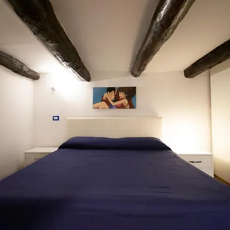 Tom Apartment *