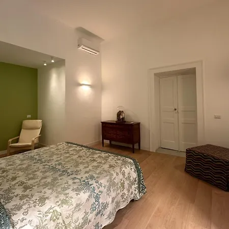 Apartment Tom Naples