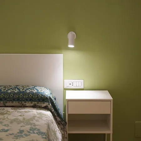 Tom Apartment *